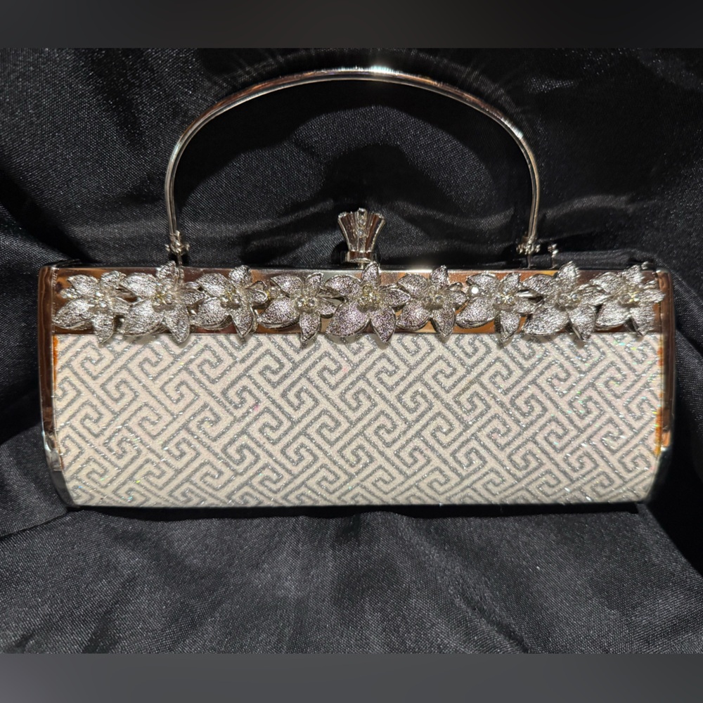 Elegant Silver Floral Clutch